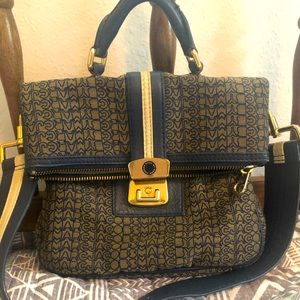 Vintage Marc Jacobs crossbody logo purse